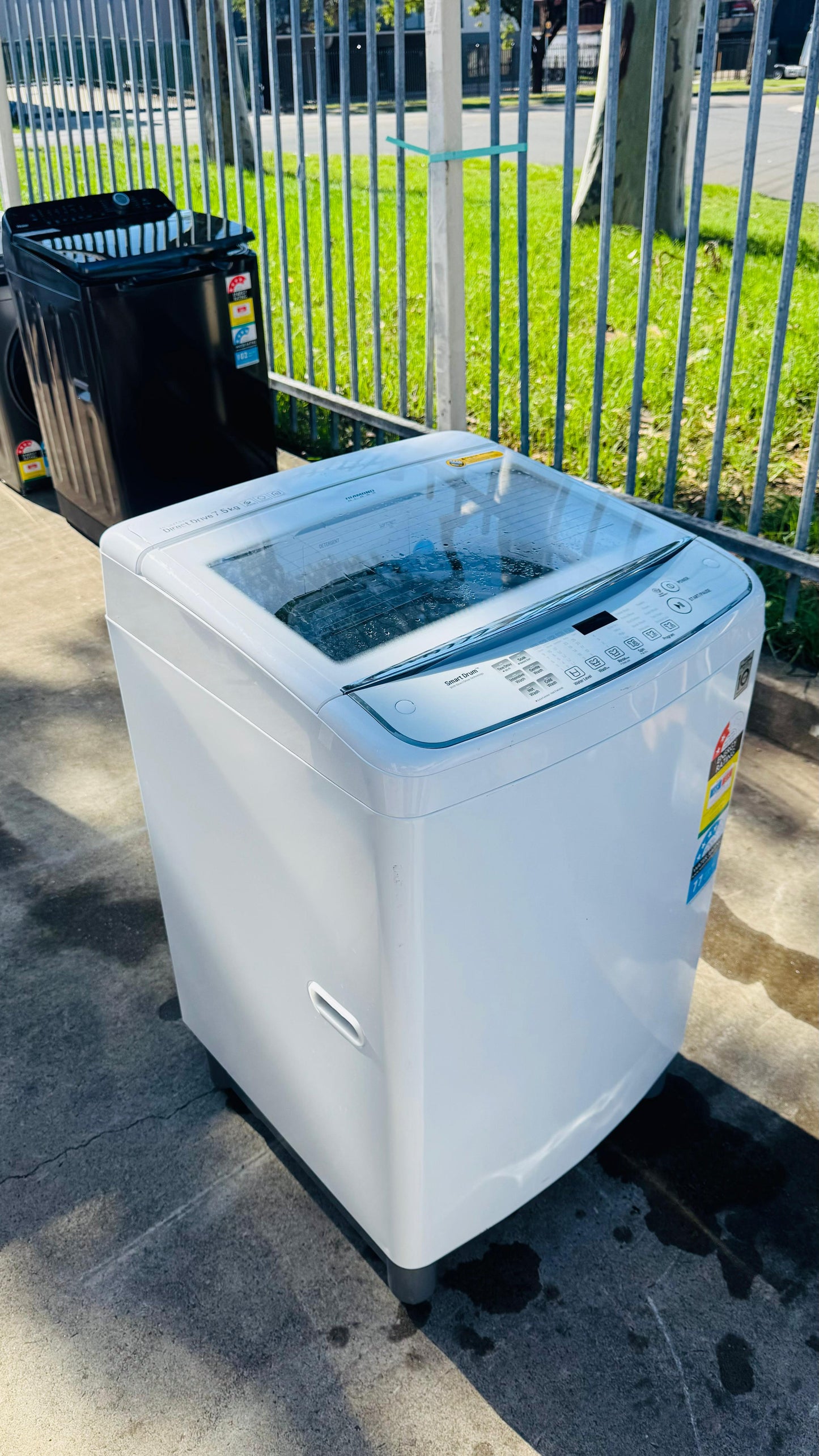 LG 7.5KGS TOP LOADER WASHING MACHINE