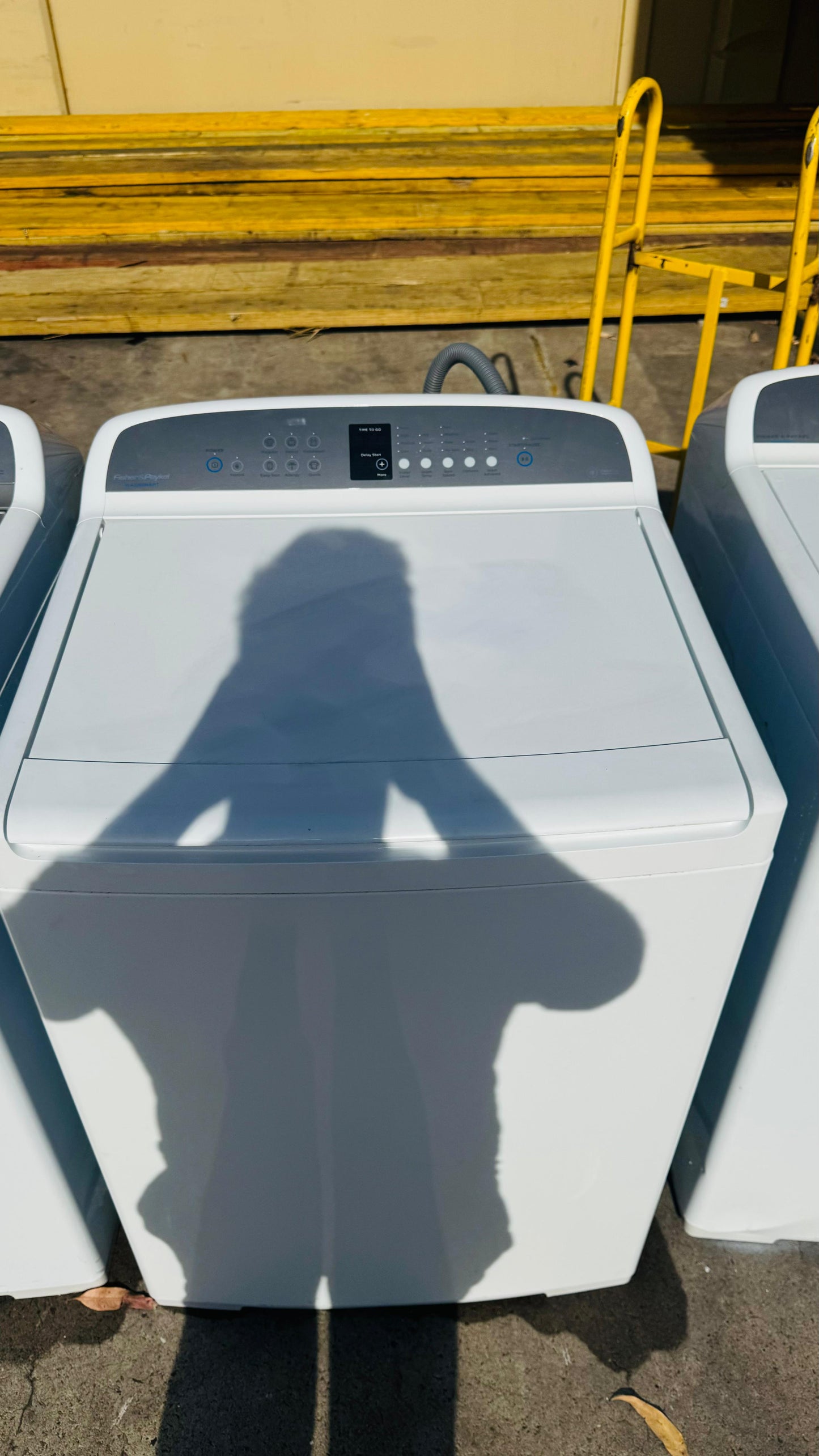 FISHER AND PAYKEL 10 KGS TOP LOADER WASHING MACHINE