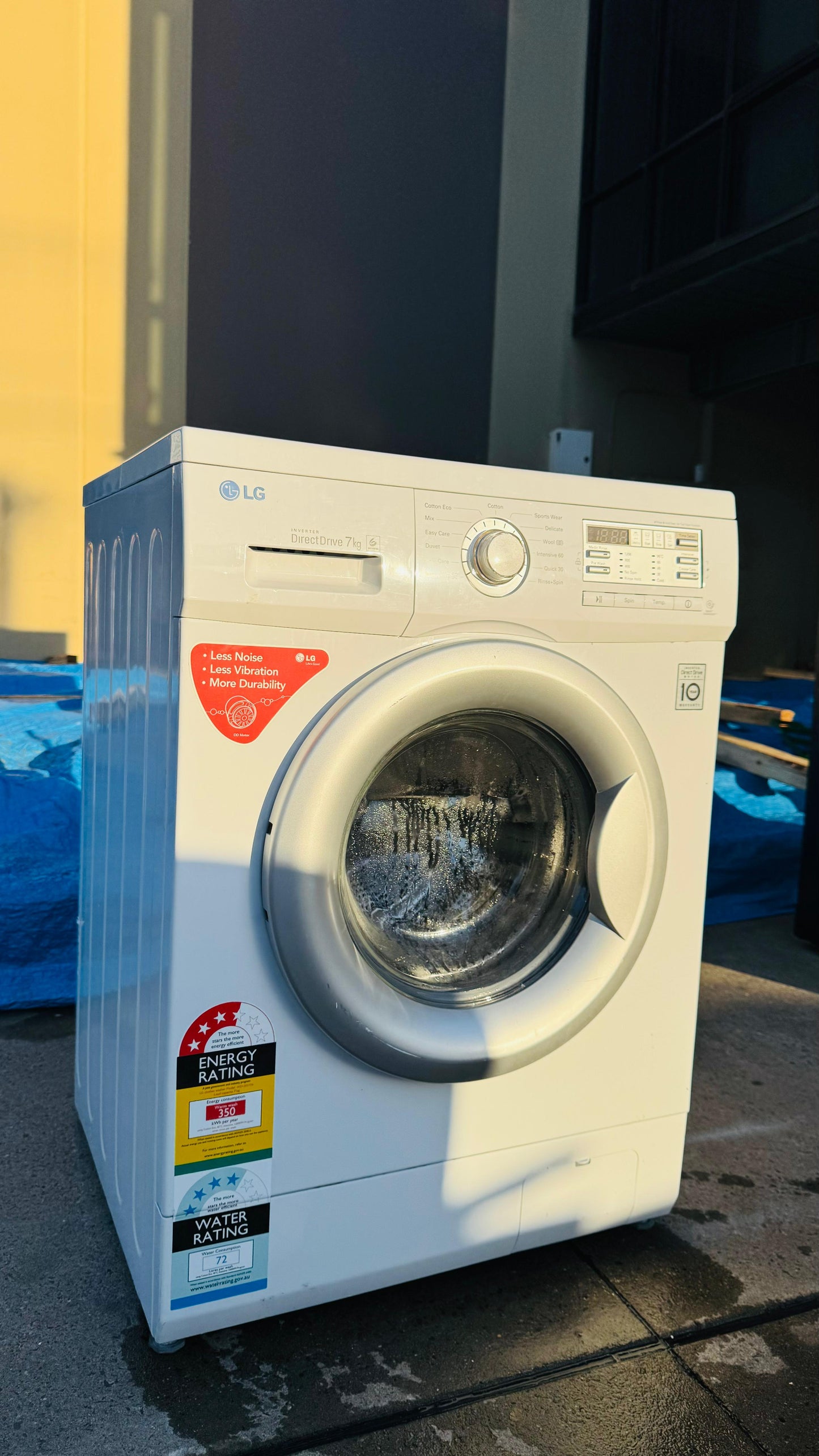 LG 7KGS FRONT LOADER WASHING MACHINE