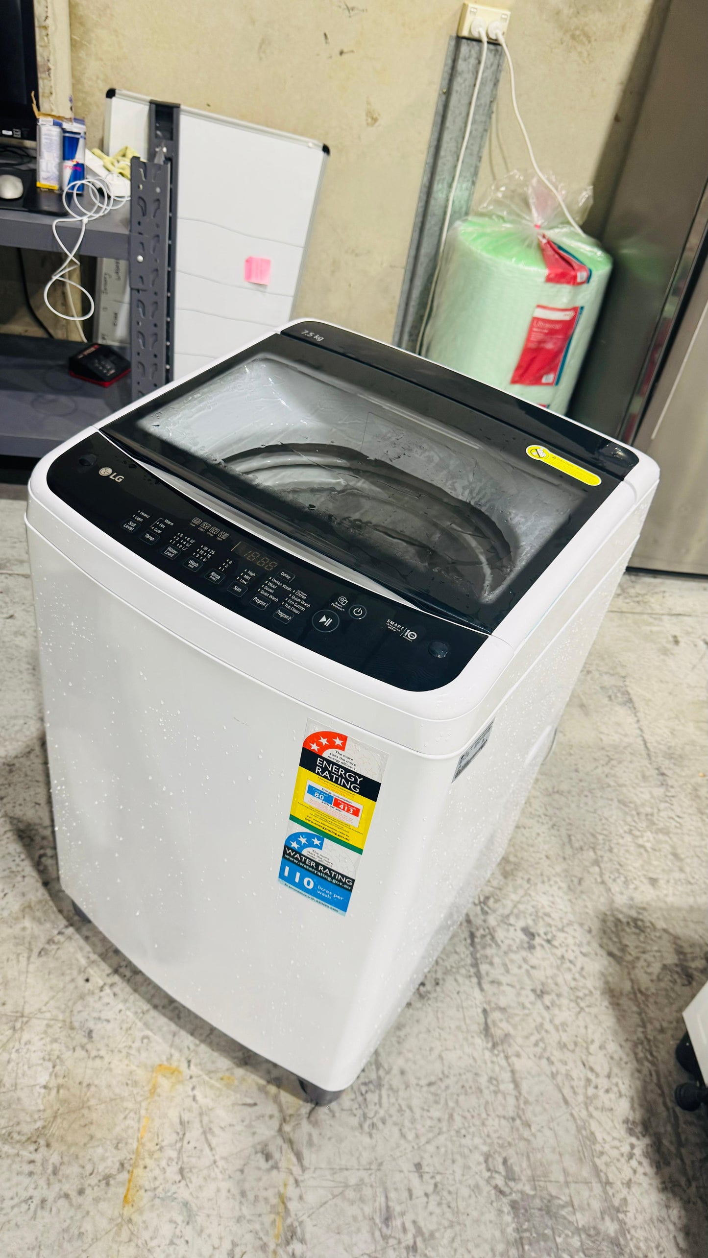 LG 7.5KGS TOP LOADER WASHING MACHINE