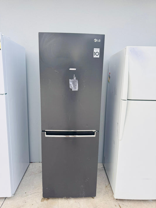 LG 335 LITRES FRIDGE FREEZER AND WATER DISPENSER