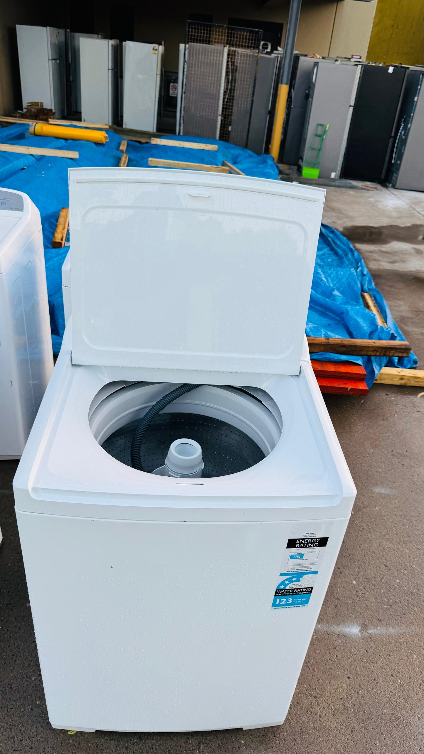 FISHER AND PAYKEL 10KGS TOP LOADER WASHING MACHINE