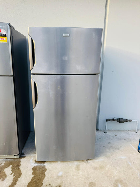 WESTINGHOUSE 517 LITRES FRIDGE FREEZER