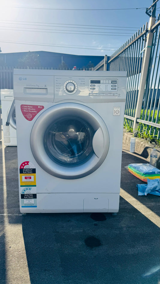 LG 7KGS FRONT LOADER WASHING MACHINE