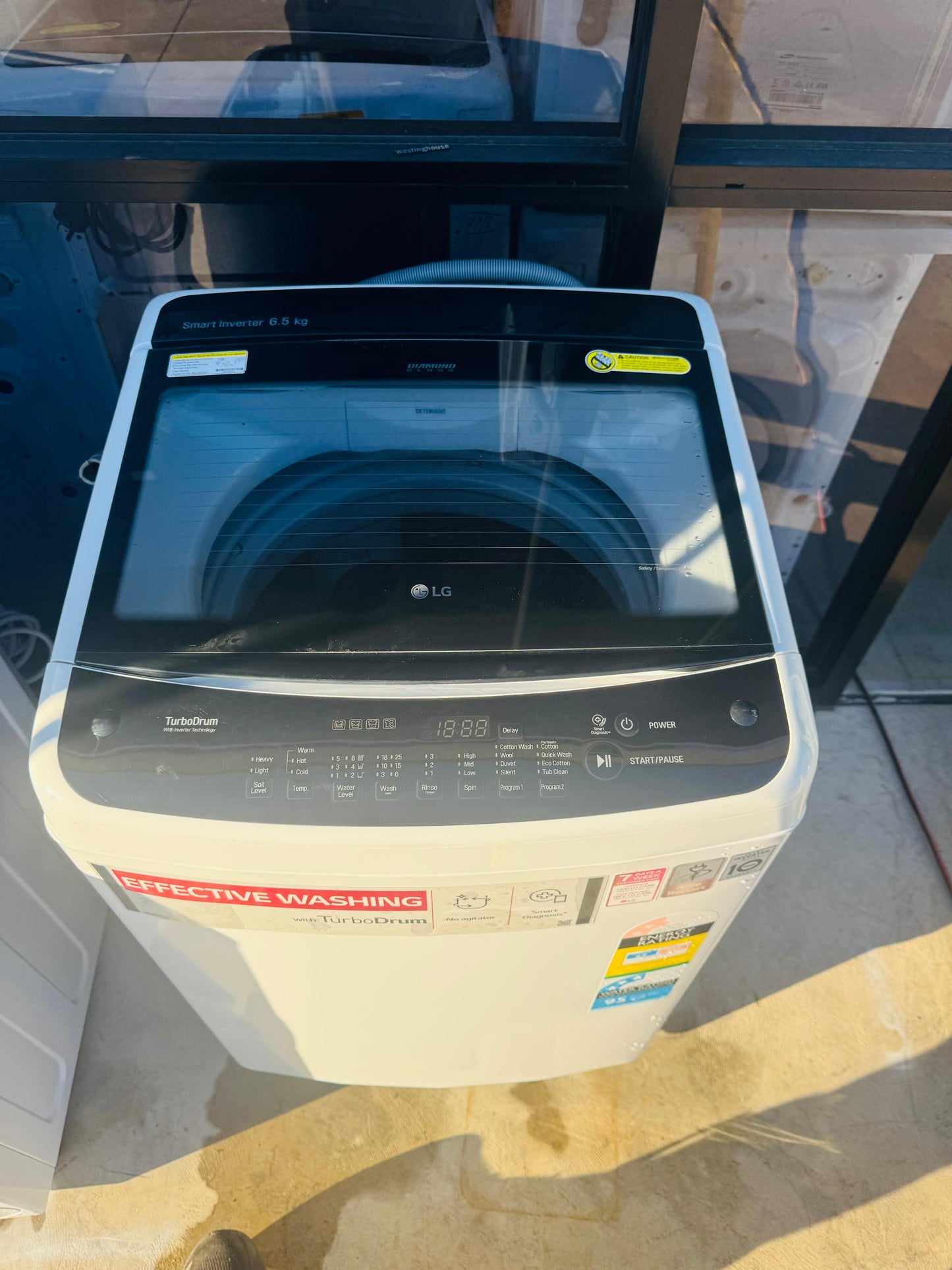 LG 6.5 KGS TOP LOADER WASHING MACHINE