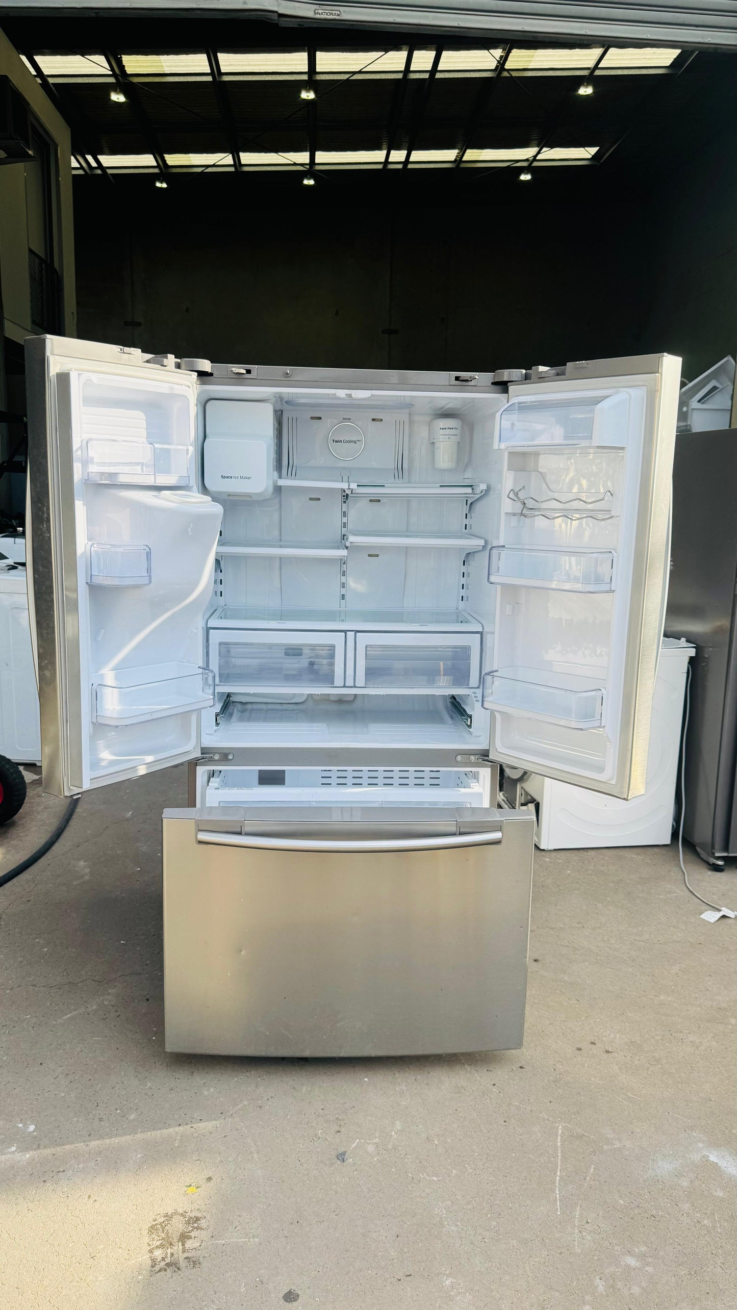 SAMSUNG FRENCH DOOR 639 LITRES FRIDGE FREEZER