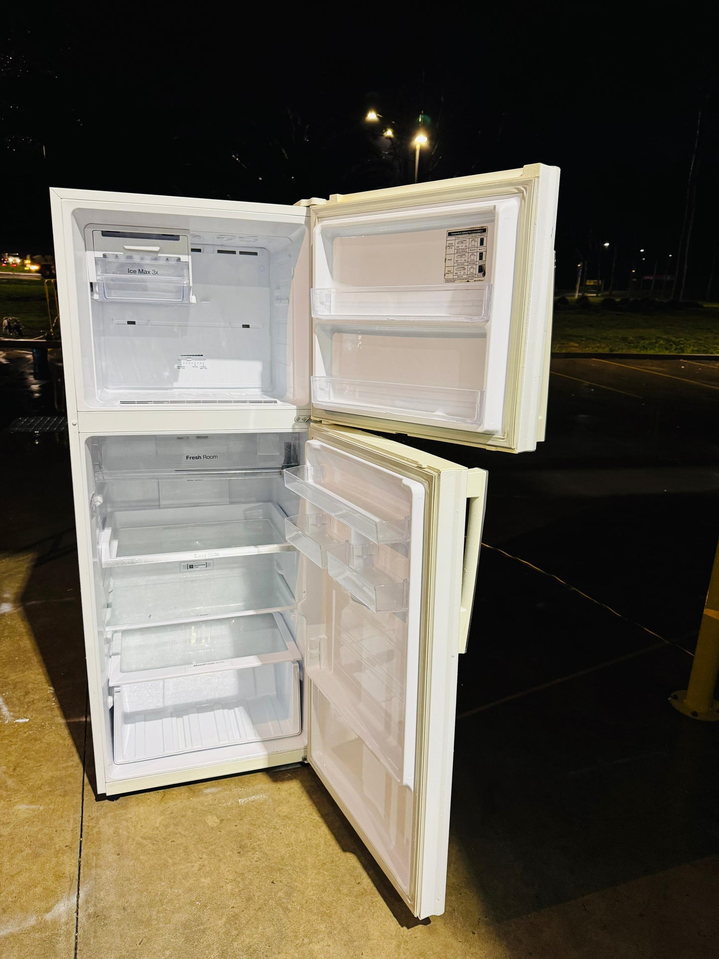 SAMSUNG 393 LITRES FRIDGE FREEZER