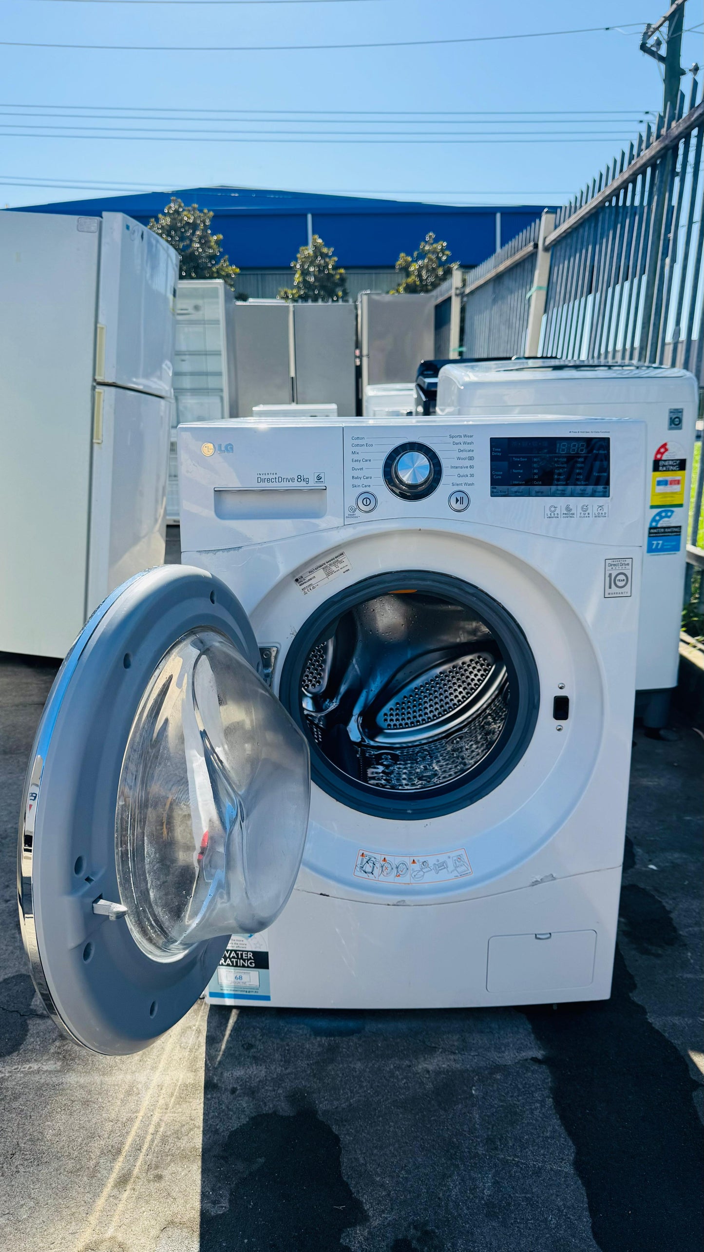 LG 8KGS FRONT LOADER WASHING MACHINE