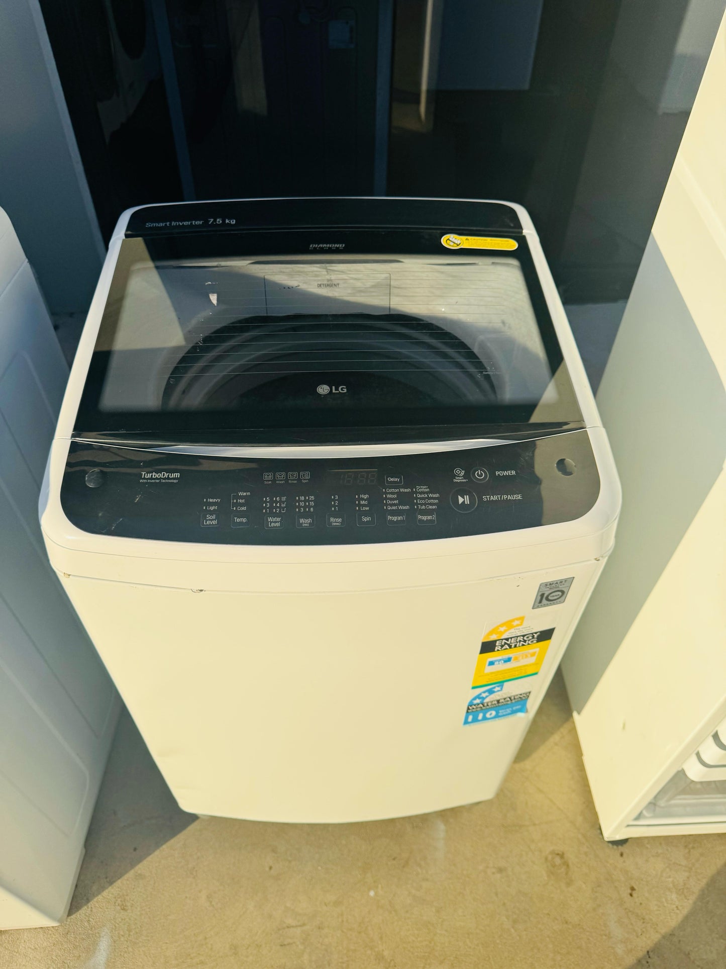 **LG 7.5 KGS TOP LOADER WASHING MACHINE** FREE DELIVERY