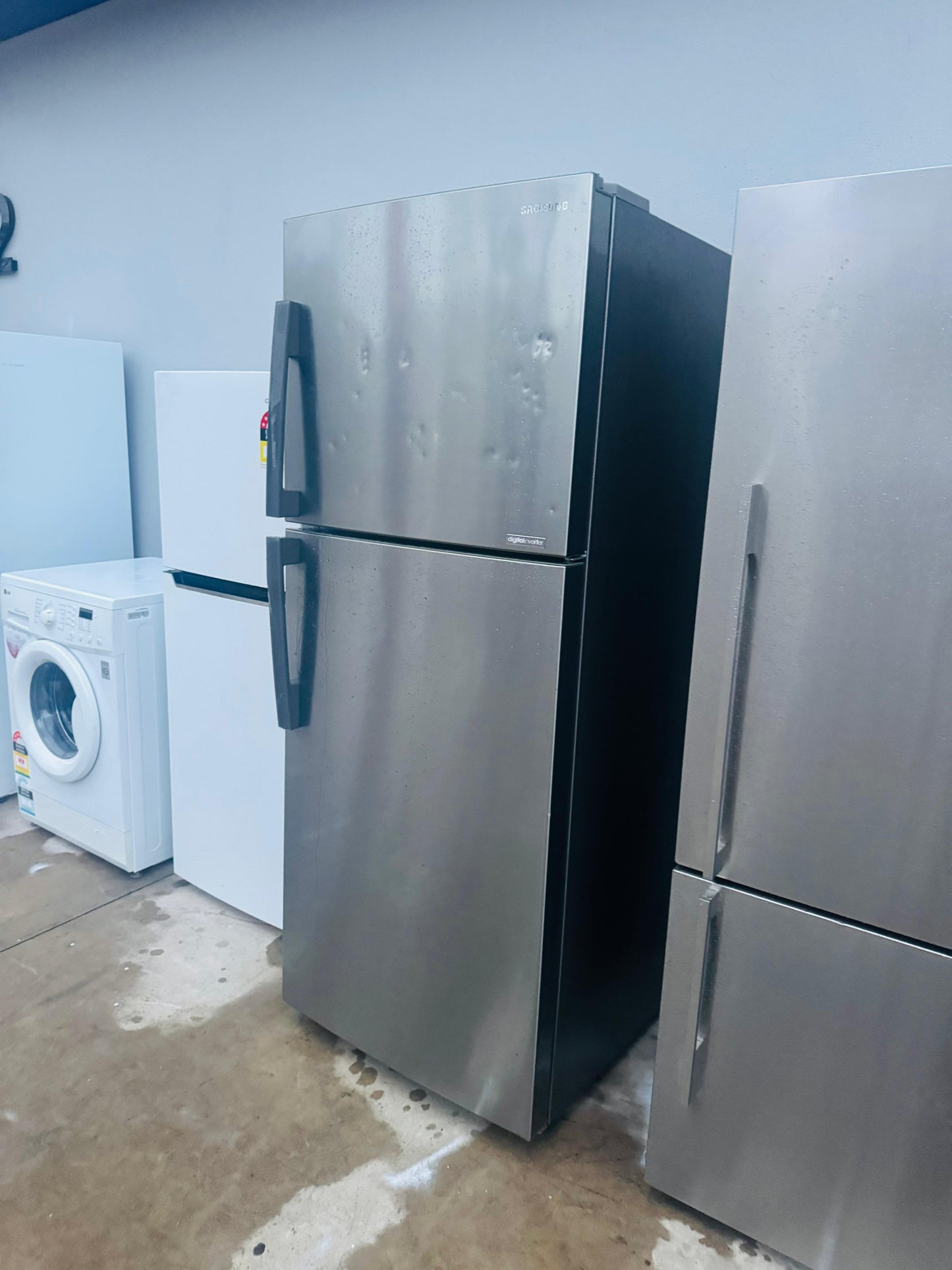 SAMSUNG 393 LITRES FRIDGE FREEZER