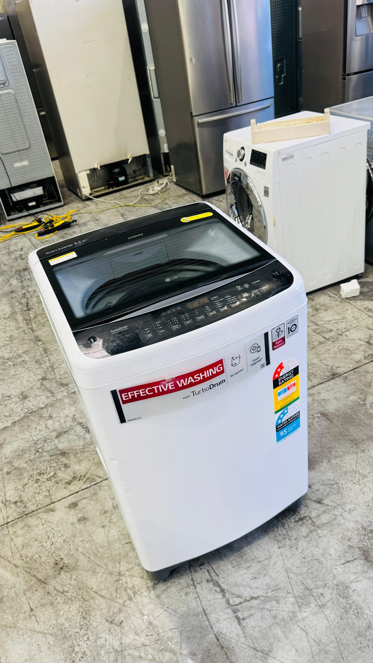LG 6.5KGS TOP LOADER WASHING MACHINE