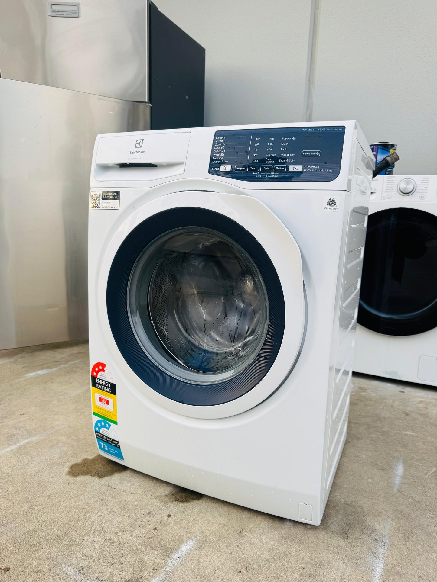 ELECTROLUX 7.5 KGS FRONT LOADER WASHING MACHINE