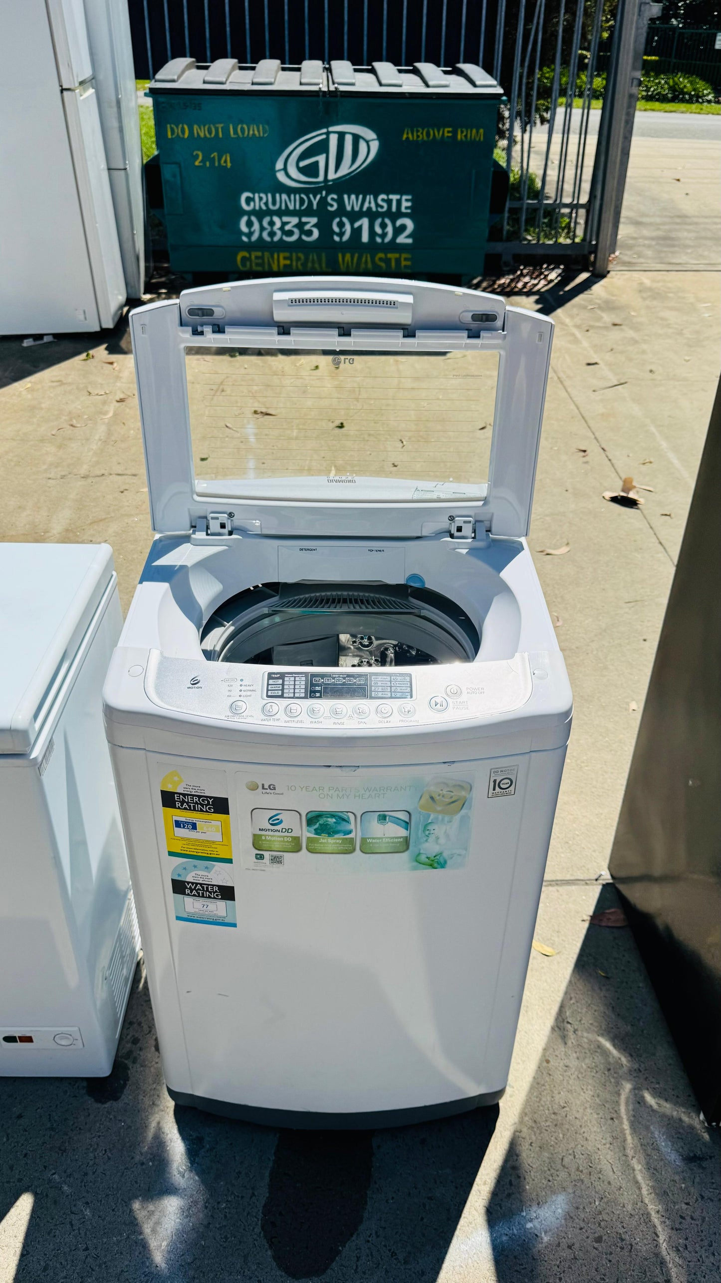 LG 7.5KGS TOP LOADER WASHING MACHINE