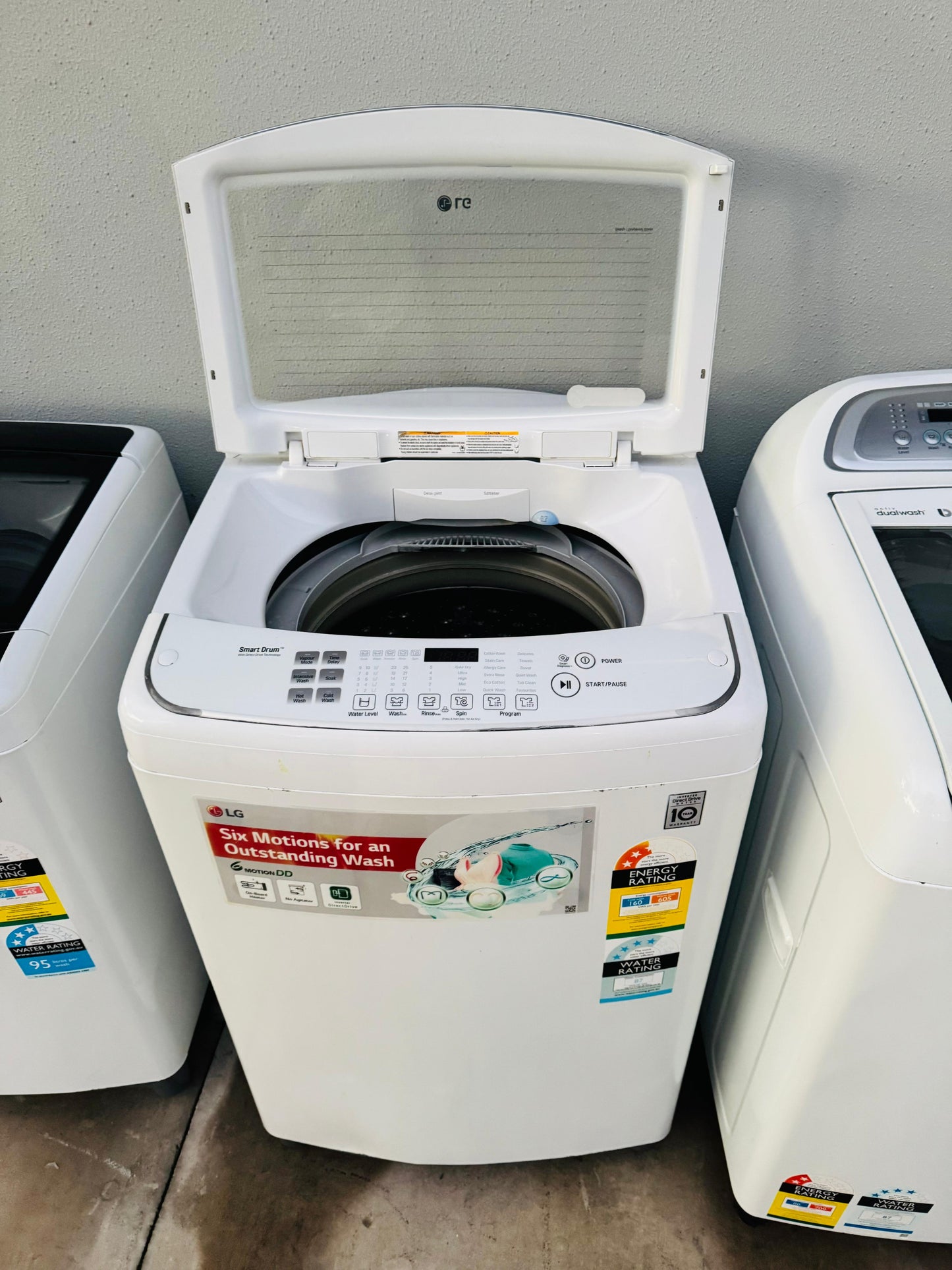 LG 8.5KGS TOP LOADER WASHING MACHINE