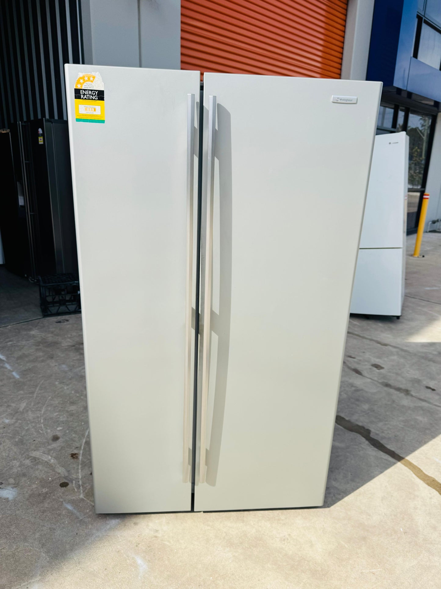 WESTING HOUSE SIDE BY SIDE 700 LITRES FRIDGE FREEZER