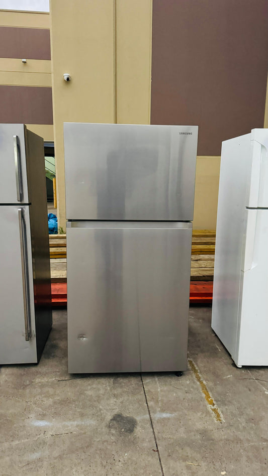 SAMSUNG 628 LITRES FRIDGE FREEZER