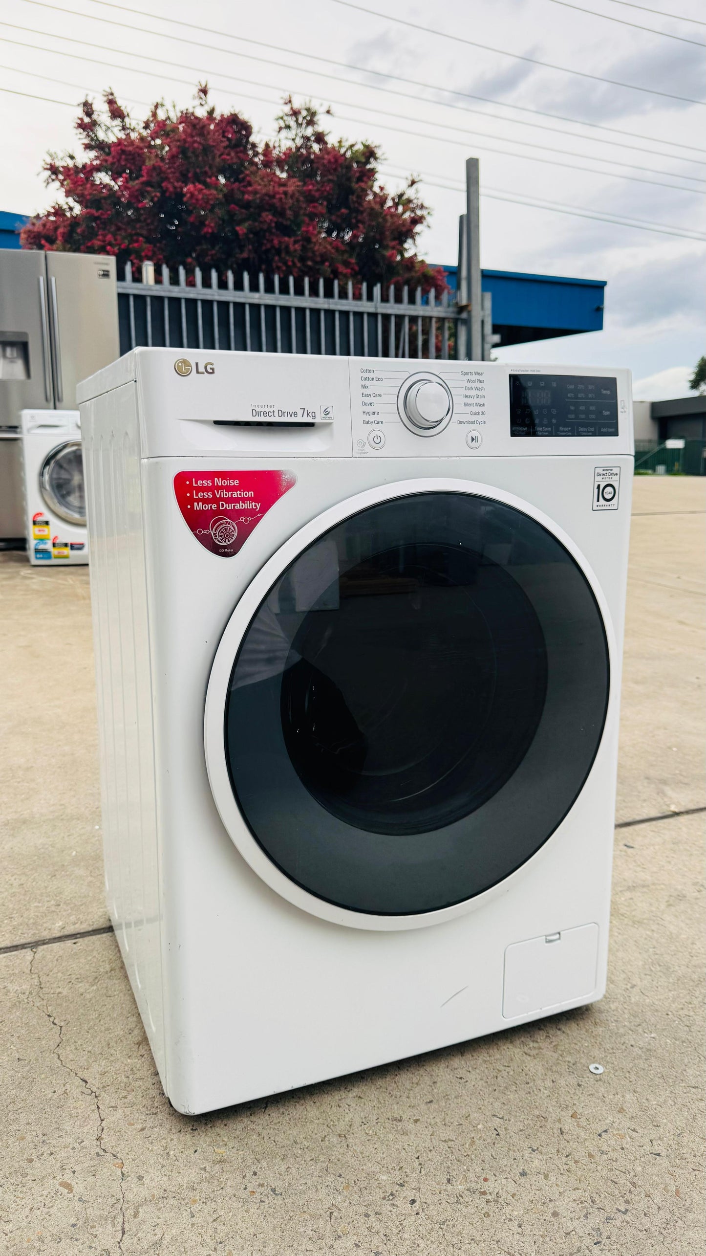 LG 7KGS FRONT LOADER WASHING MACHINE