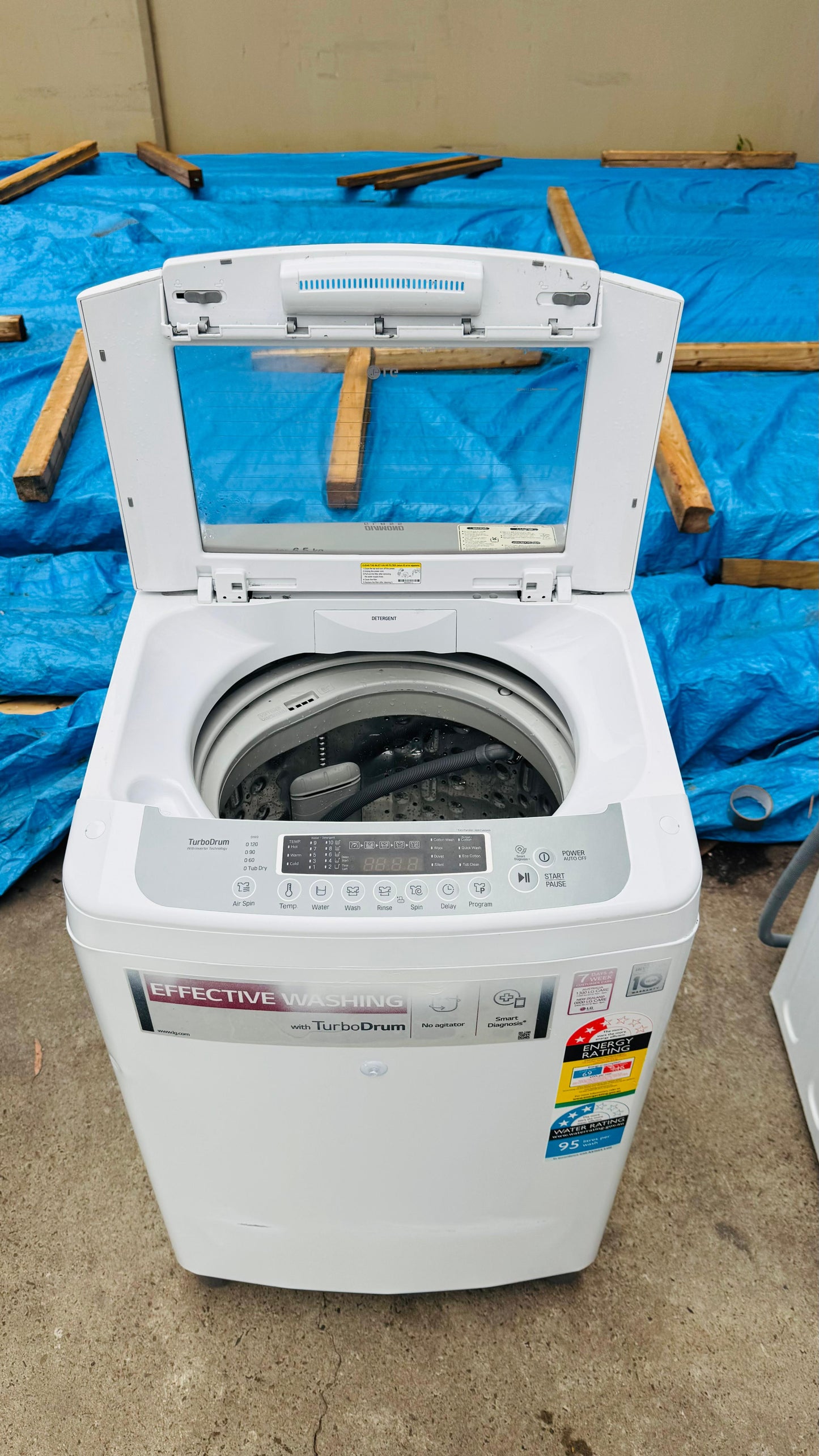 LG 6.5KGS TOP LOADER WASHING MACHINE
