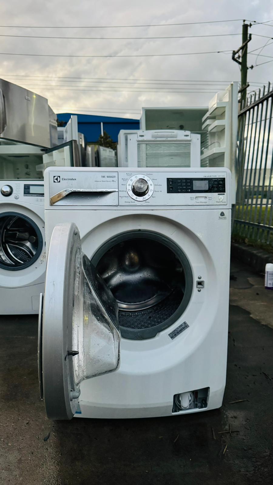 ELECTROLUX 8KGS FRONT LOADER WASHING MACHINE