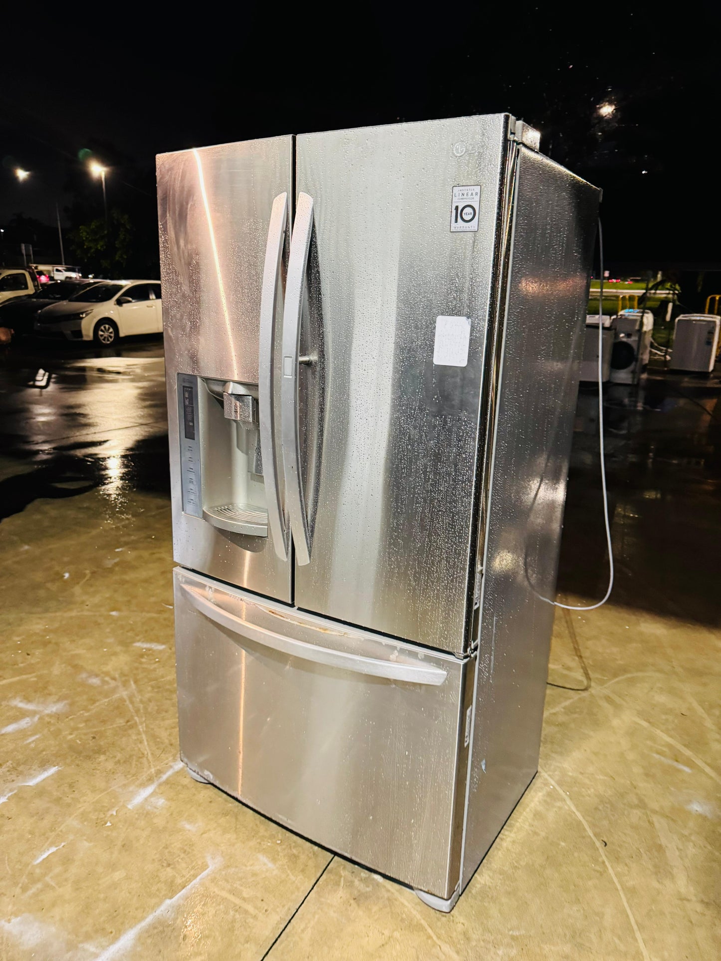 LG FRENCH DOOR 613 LITRES FRIDGE FREEZER
