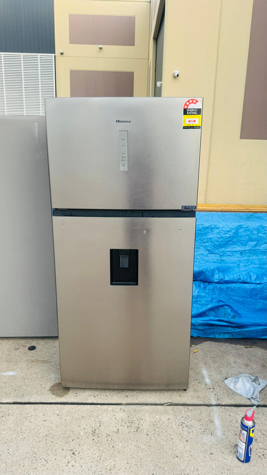 HISENSE 496 LITRES FRIDGE FREEZER