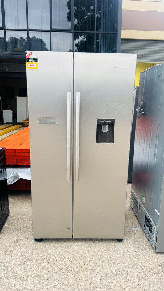 HISENSE SIDE BY SIDE 624 FRIDGE FREEZER & NON PLUMBING WATER DISPENSER