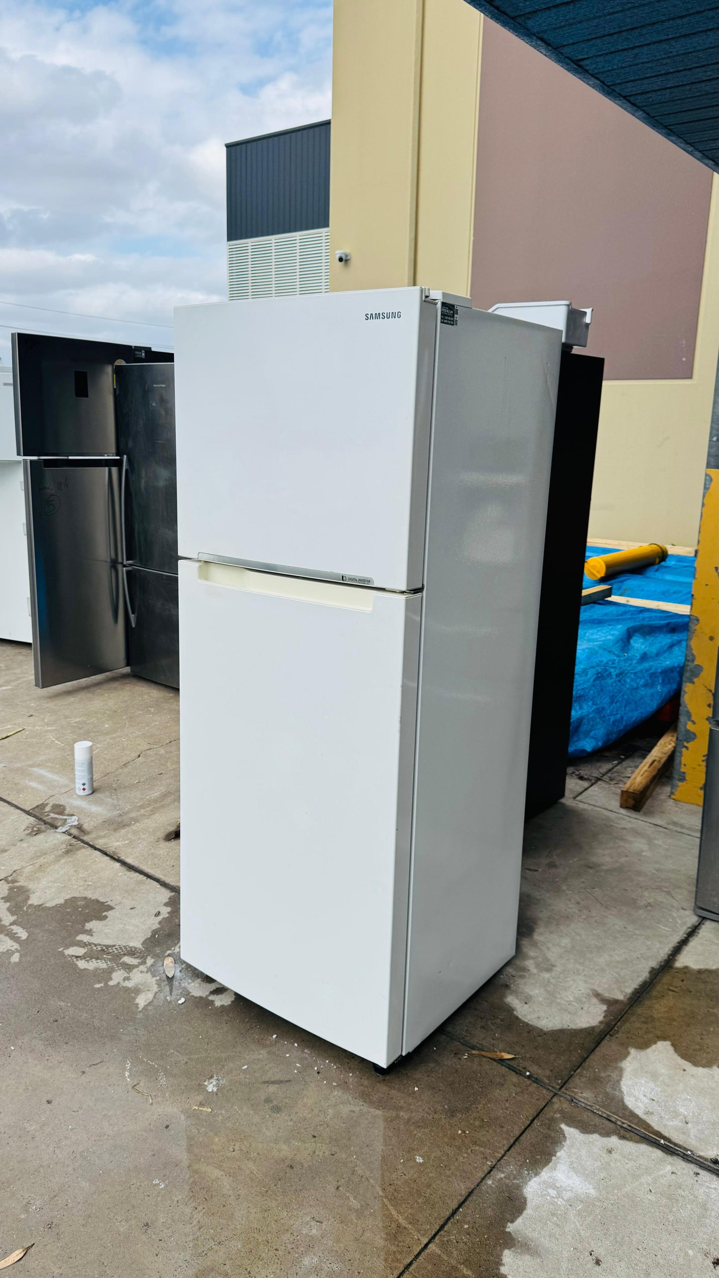 SAMSUNG 400 LITRES FRIDGE FREEZER