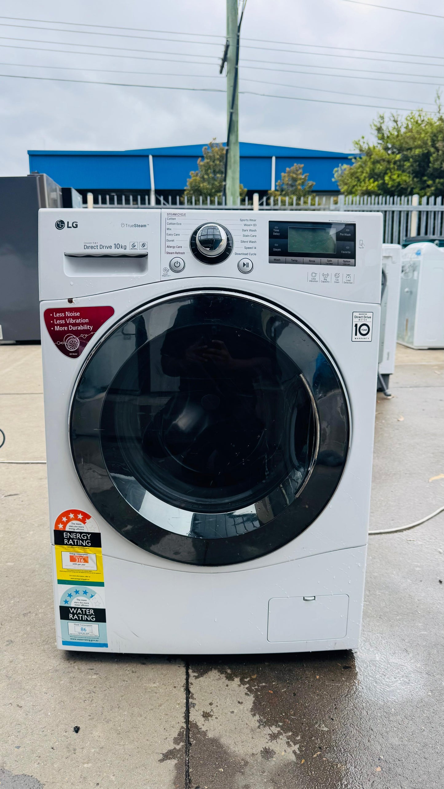 LG 10KGS FRONT LOADER WASHING MACHINE