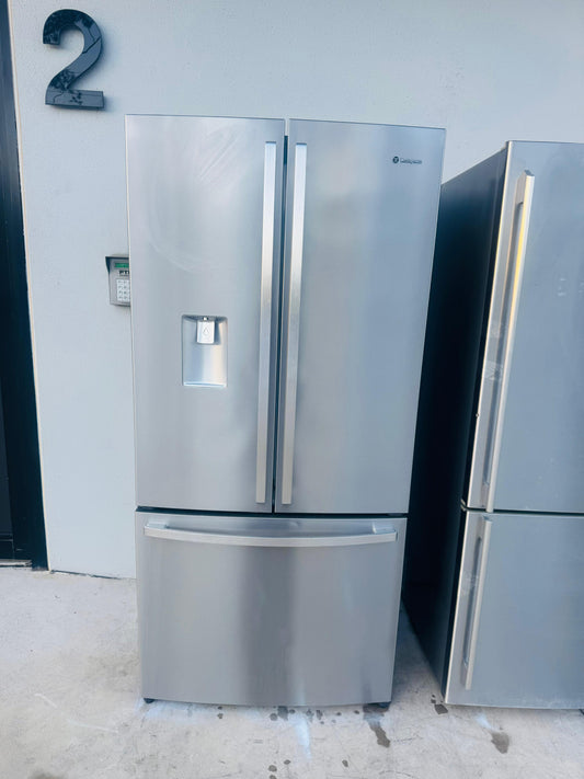 WESTING HOUSE FRENCH DOOR 524 FRIDGE FREEZER