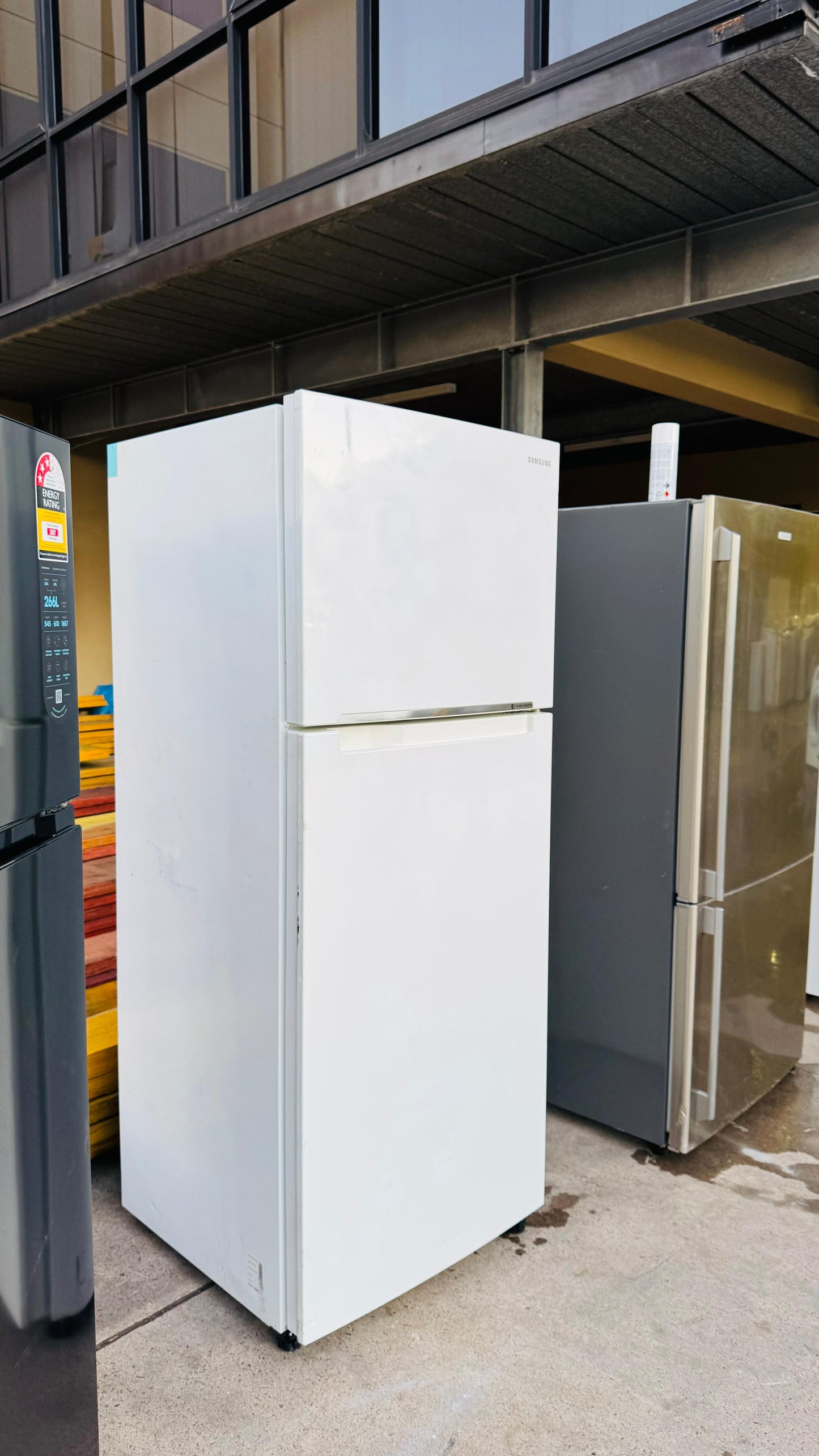 SAMSUNG 471 LITRES FRIDGE FREEZER