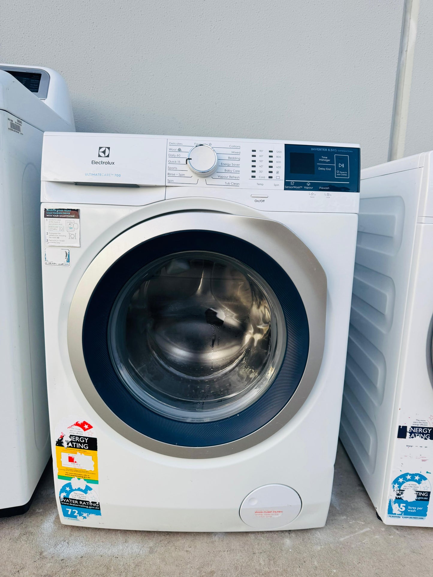 ELECTROLUX 8.5 KGS FRONT LOADER WASHING MACHINE