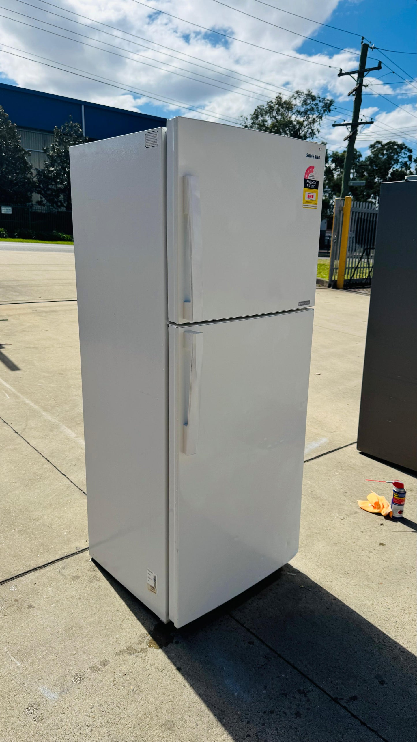 SAMSUNG 393 LITRES FRIDGE FREEZER