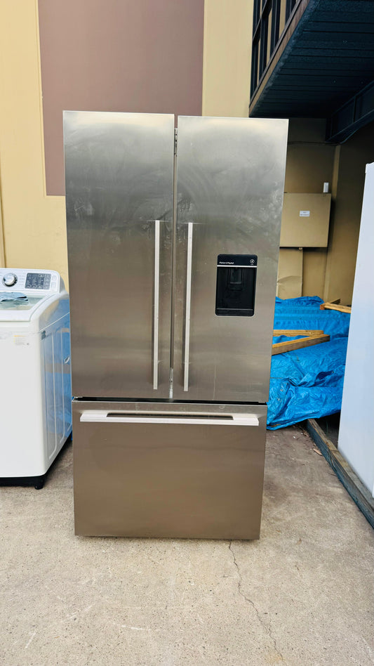 FISHER AND PAYKEL 519 LITRES FRIDGE FREEZER