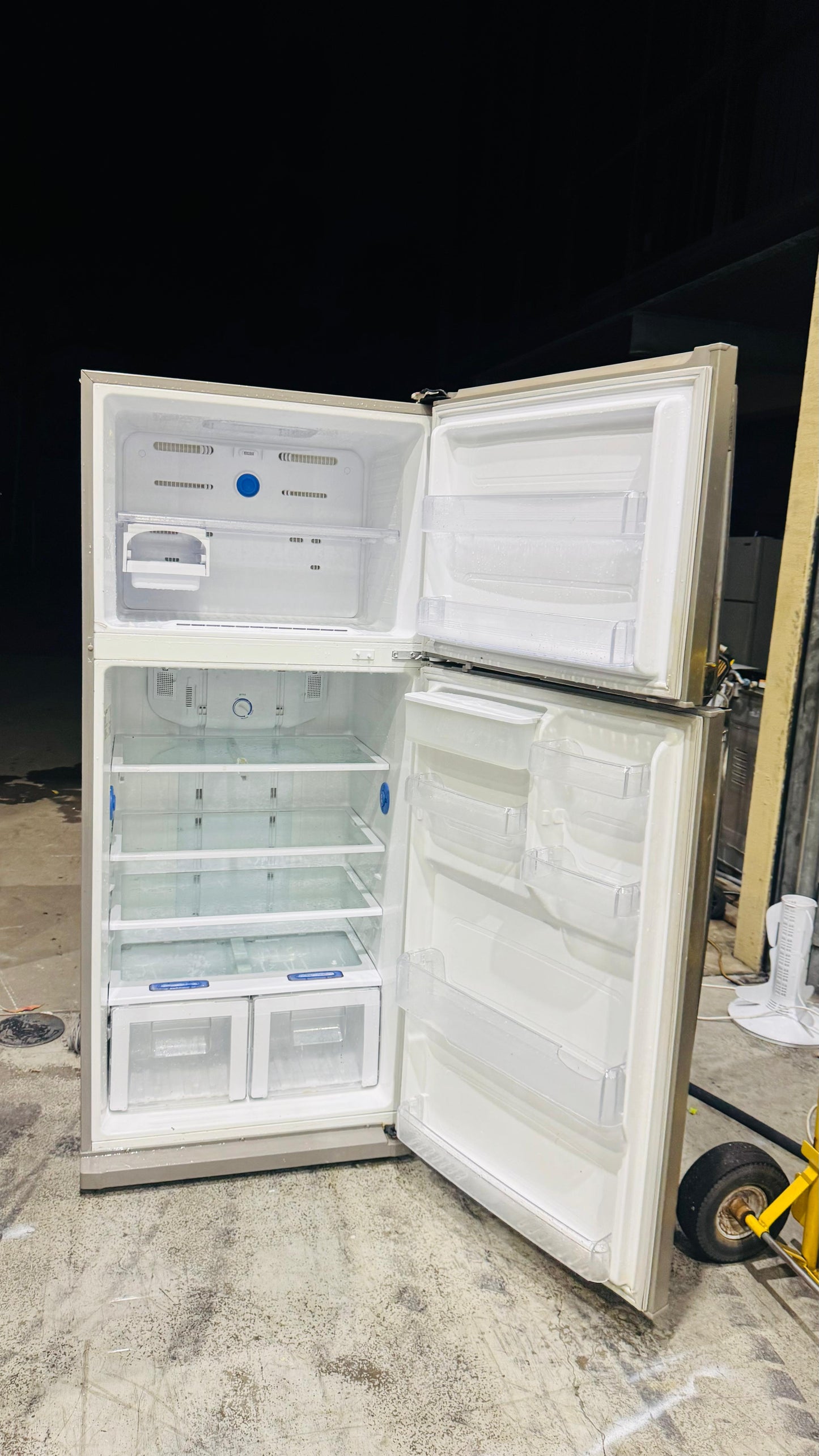 SAMSUNG 533 LITRES FRIDGE FREEZER
