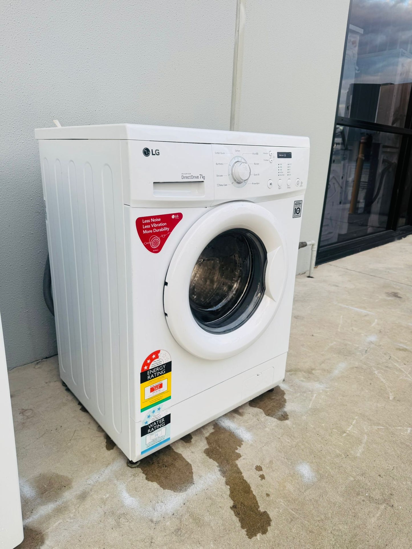 LG 7 KGS FRONT LOADER WASHING MACHINE