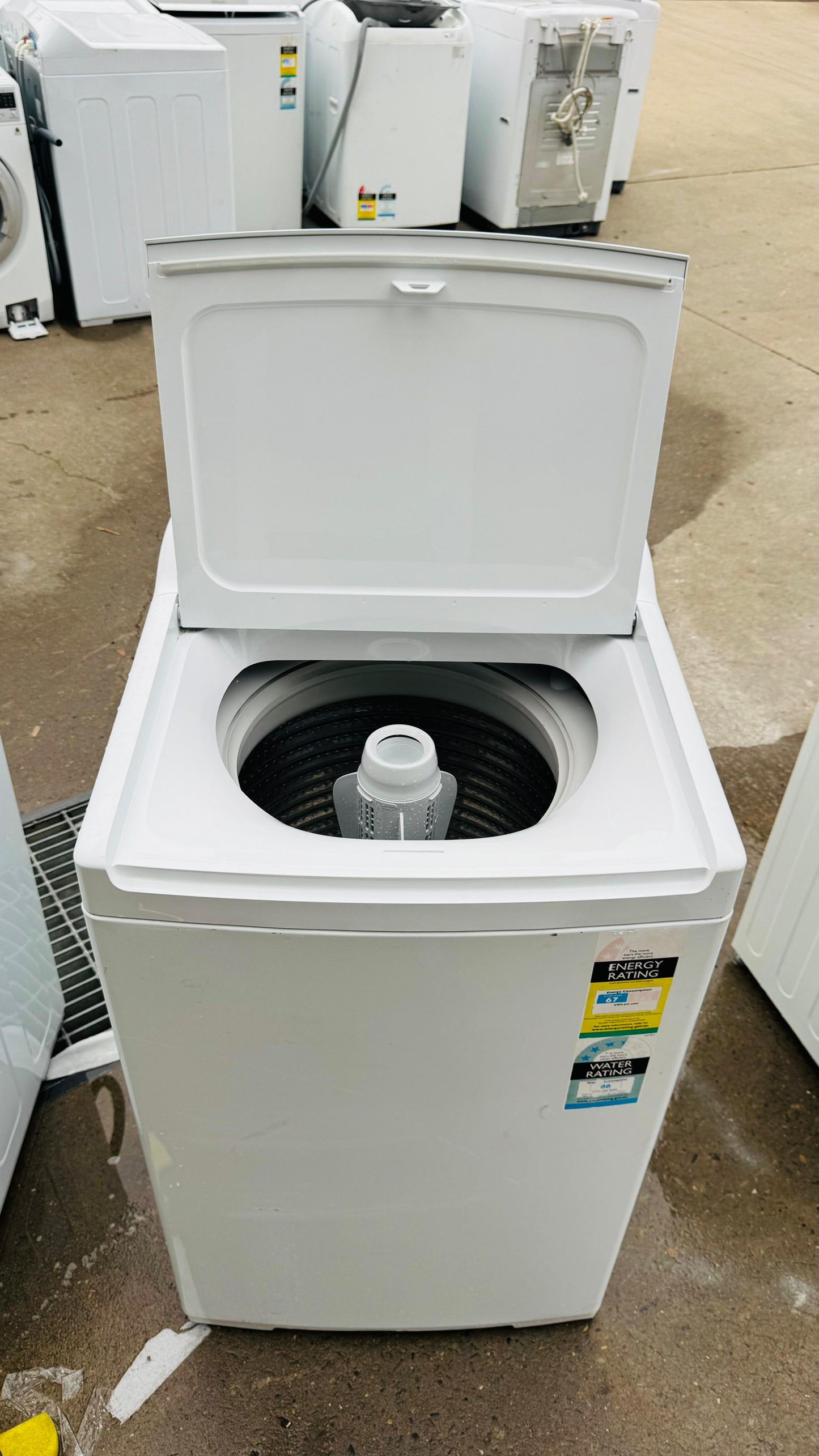 FISHER AND PAYKEL 7KGS TOP LOADER WASHING MACHINE