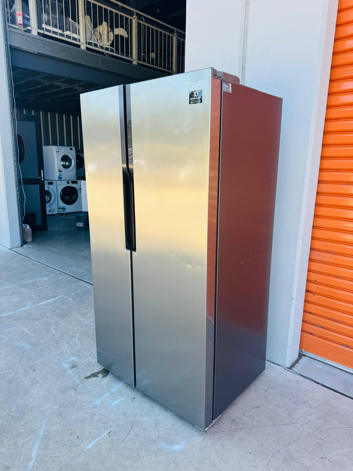 SAMSUNG 584 LITRES SIDE BY SIDE DOOR FRIDGE FREEZER
