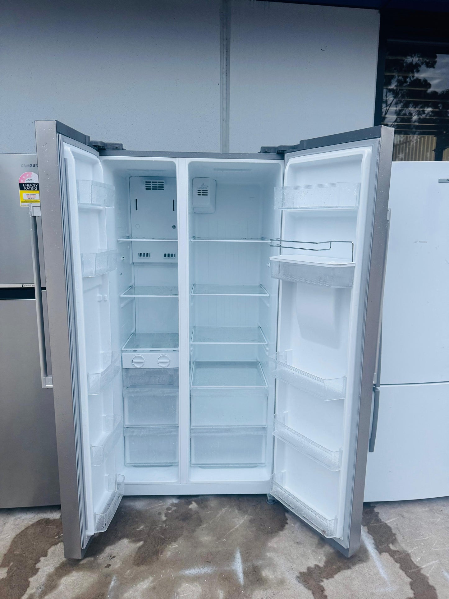 KOGAN 527 LITRES SIDE BY SIDE DOOR FRIDGE FREEZER