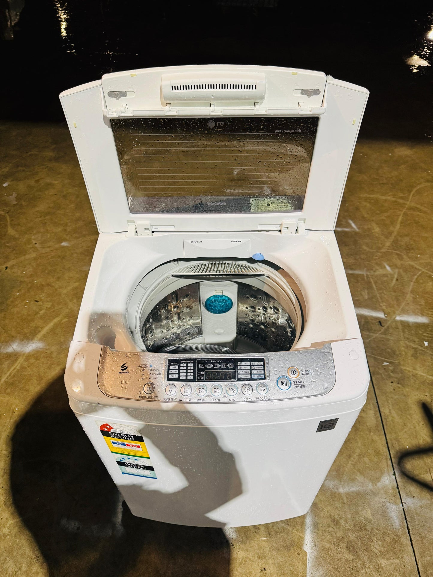 LG 6.5KGS TOP LOADER WASHING MACHINE