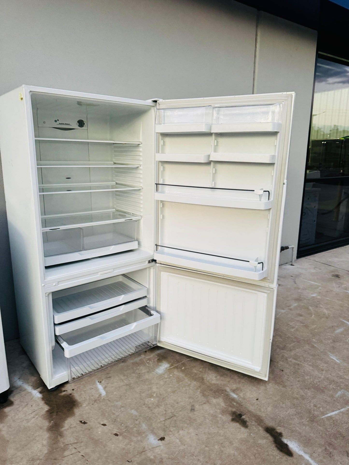 FISHER AND PAYKEL 519 LITRES FRIDGE FREEZER