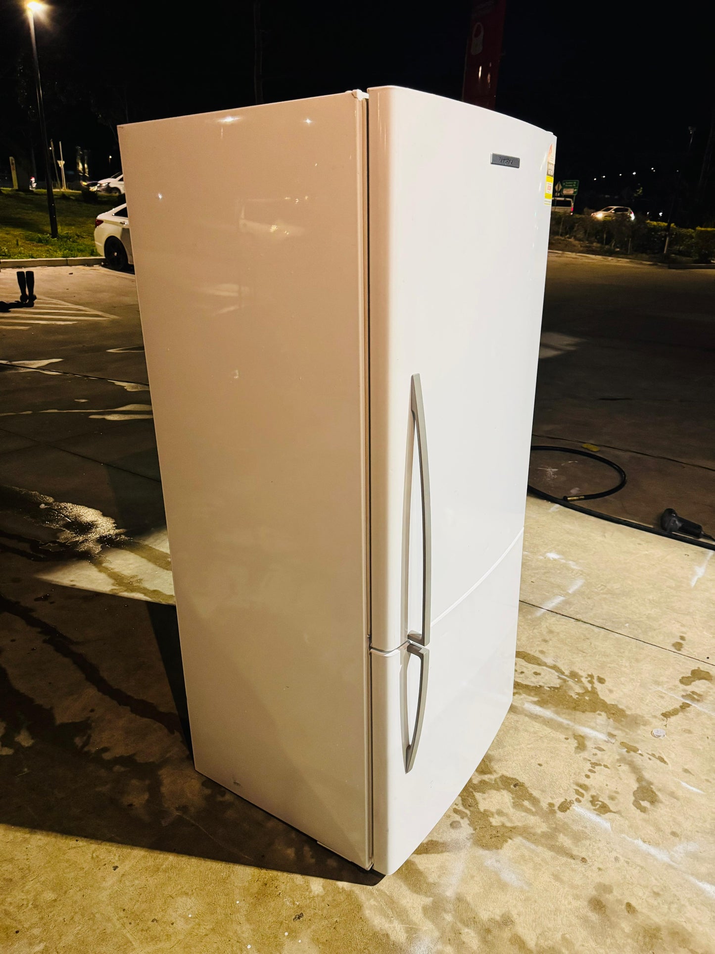 FISHER AND PAYKEL 519 LITRES FRIDGE FREEZER