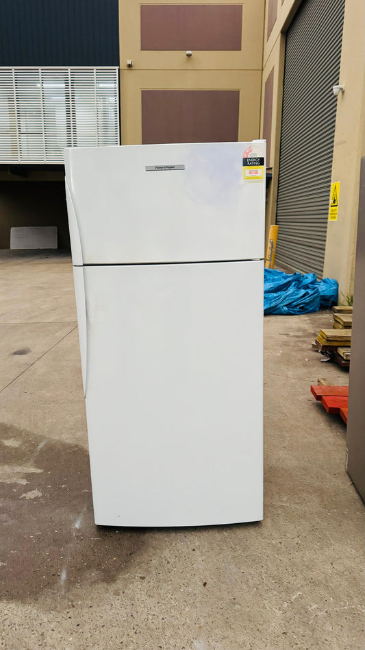 FISHER AND PAYKEL 519 LITRES FRIDGE FREEZER
