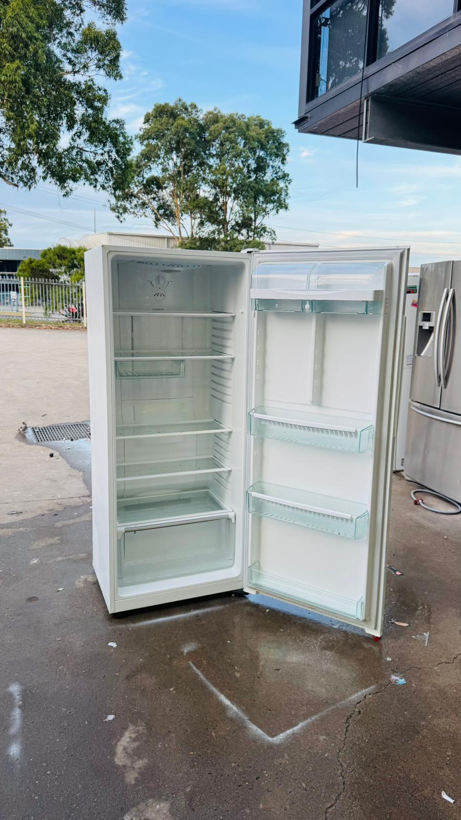 WESTINGHOUSE 430 LITRES FRIDGE FREEZER