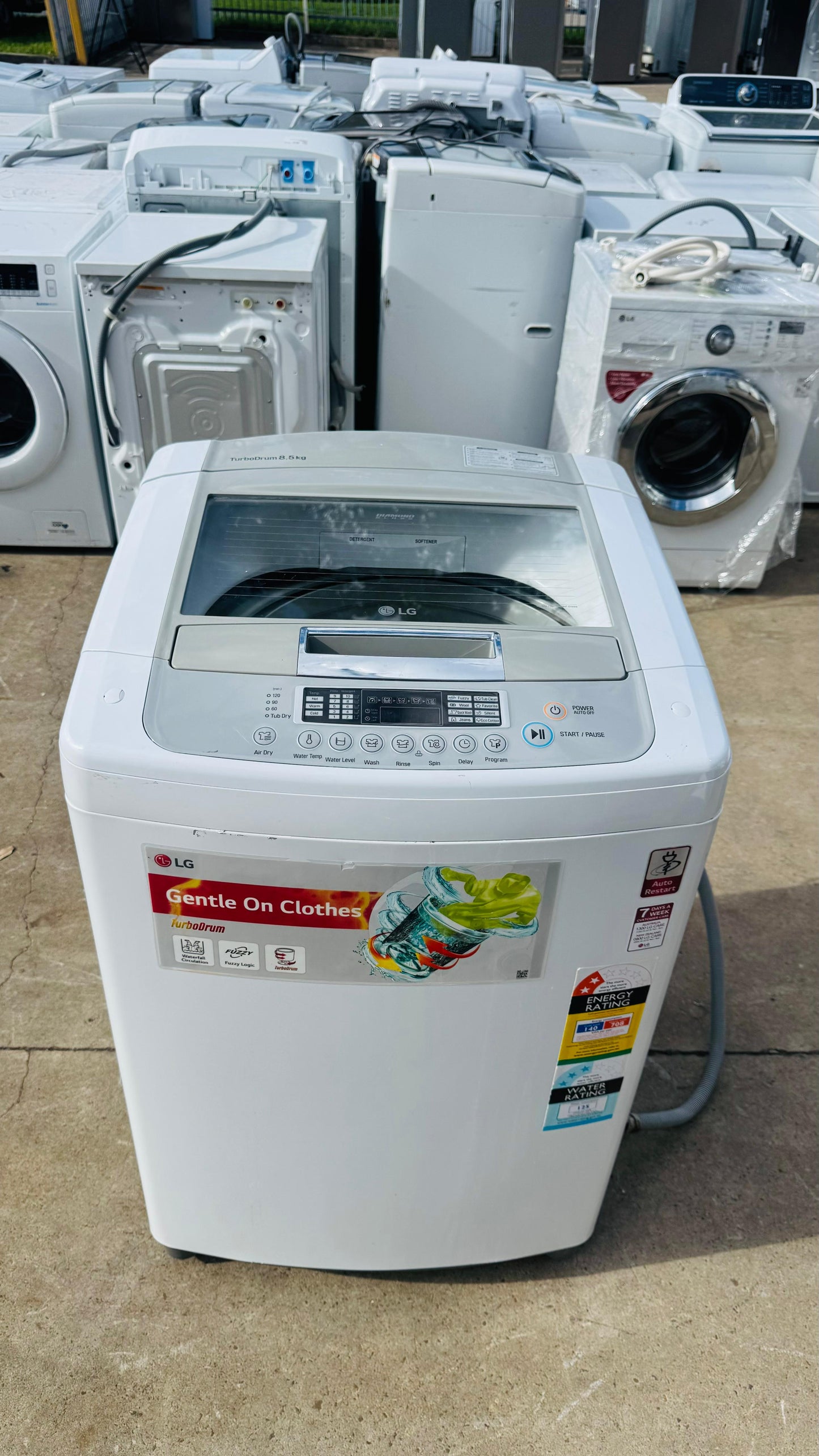 LG 8.5KGS TOP LOADER WASHING MACHINE