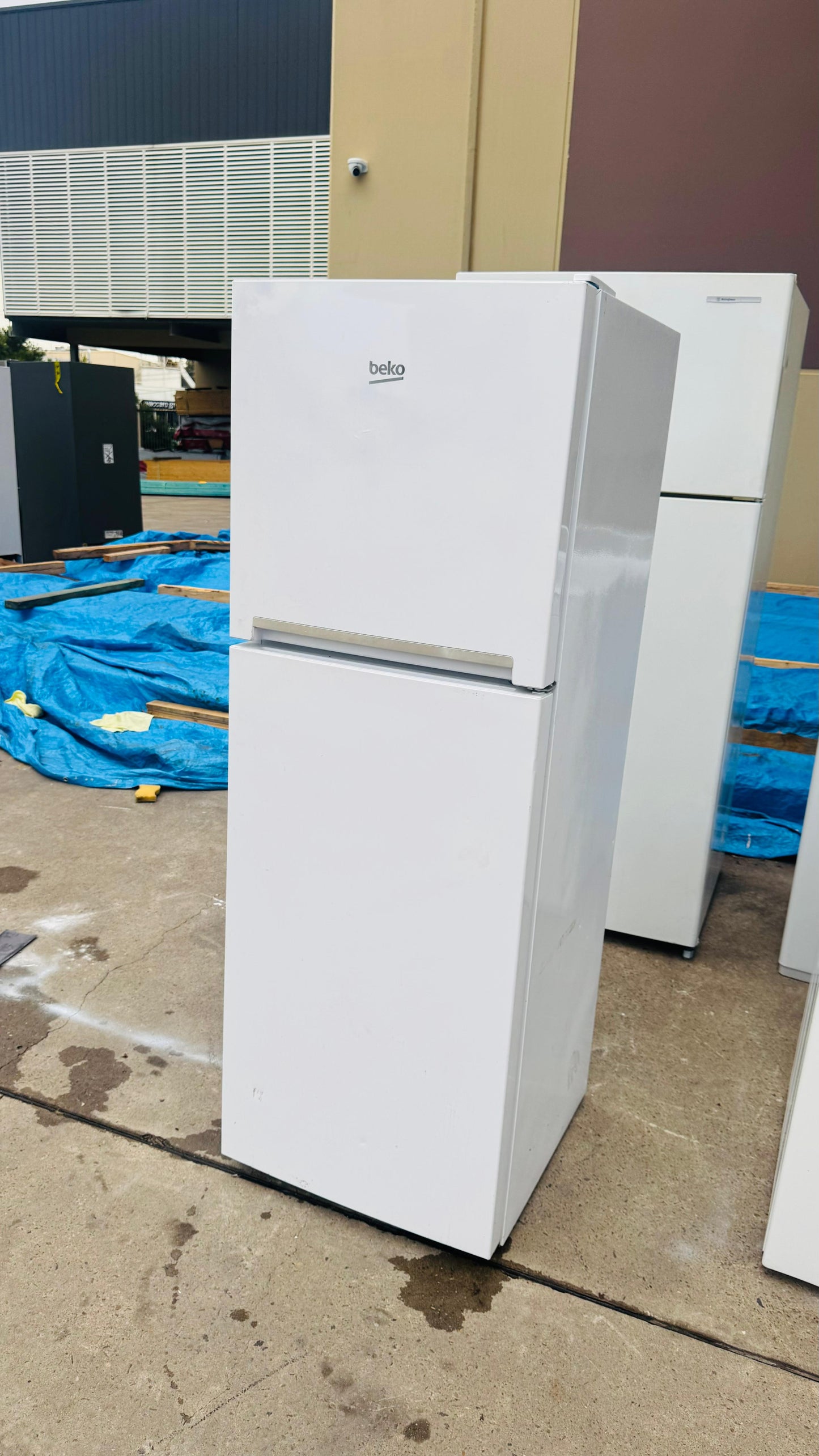 BEKO 245 LITRES FRIDGE FREEZER