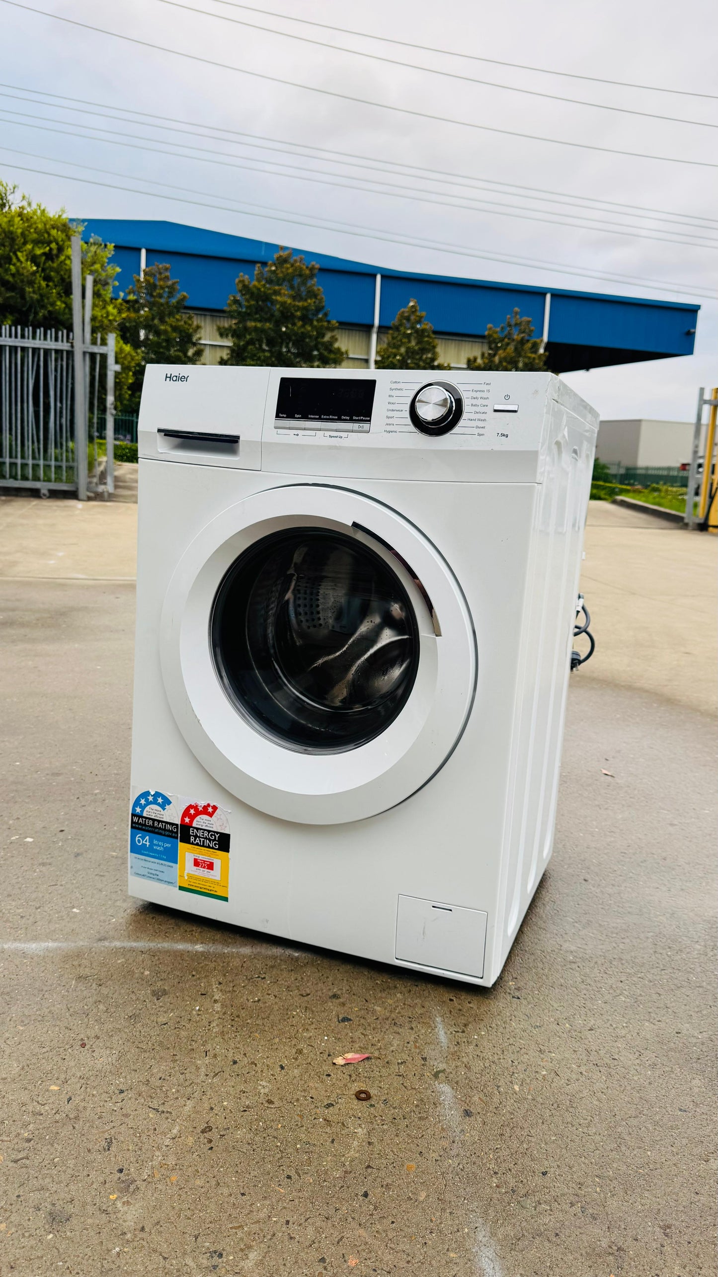 HAIER 7.5KGS FRONT LOADER WASHING MACHINE