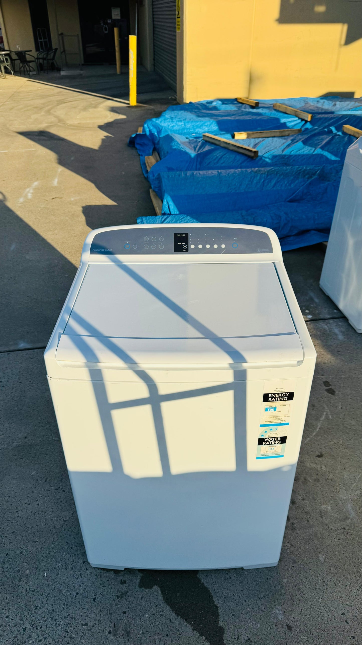 FISHER AND PAYKEL 10KGS TOP LOADER WASHING MACHINE