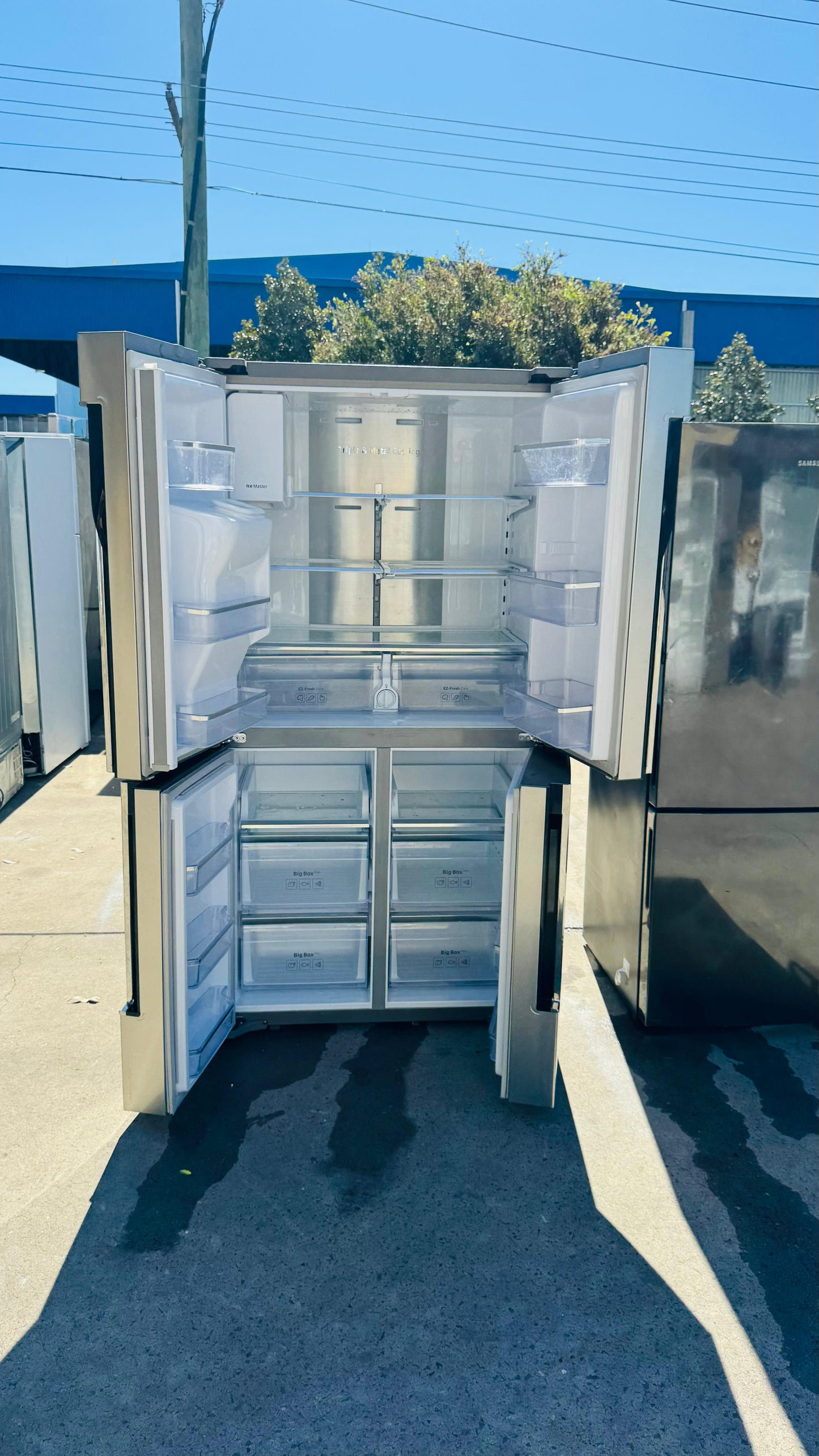 SAMSUNG 719 LITRES QUAD DOOR FRIDGE FREEZER