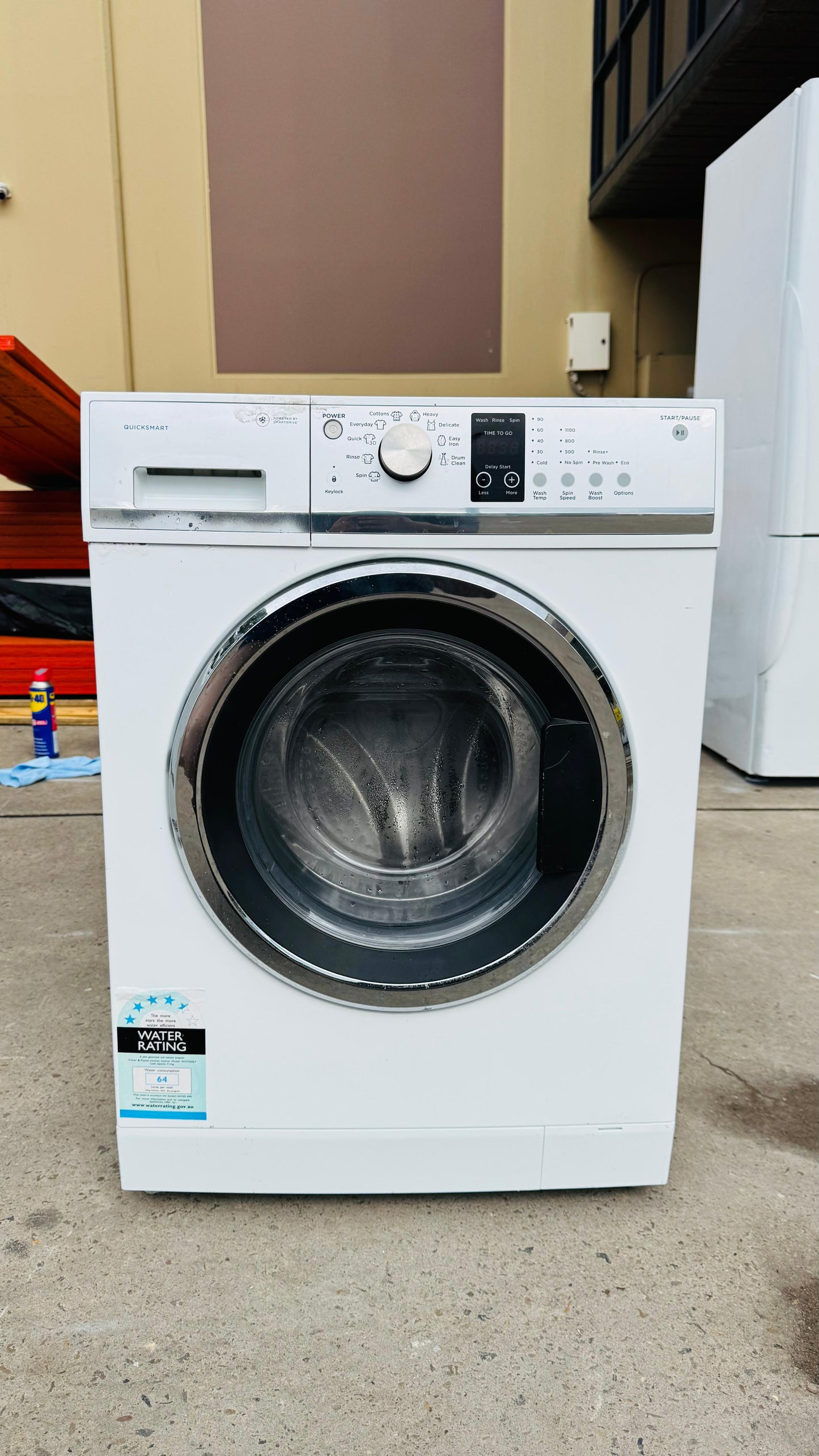 FISHER AND PAYKEL 7.5KGS FRONT LOADER WASHING MACHINE