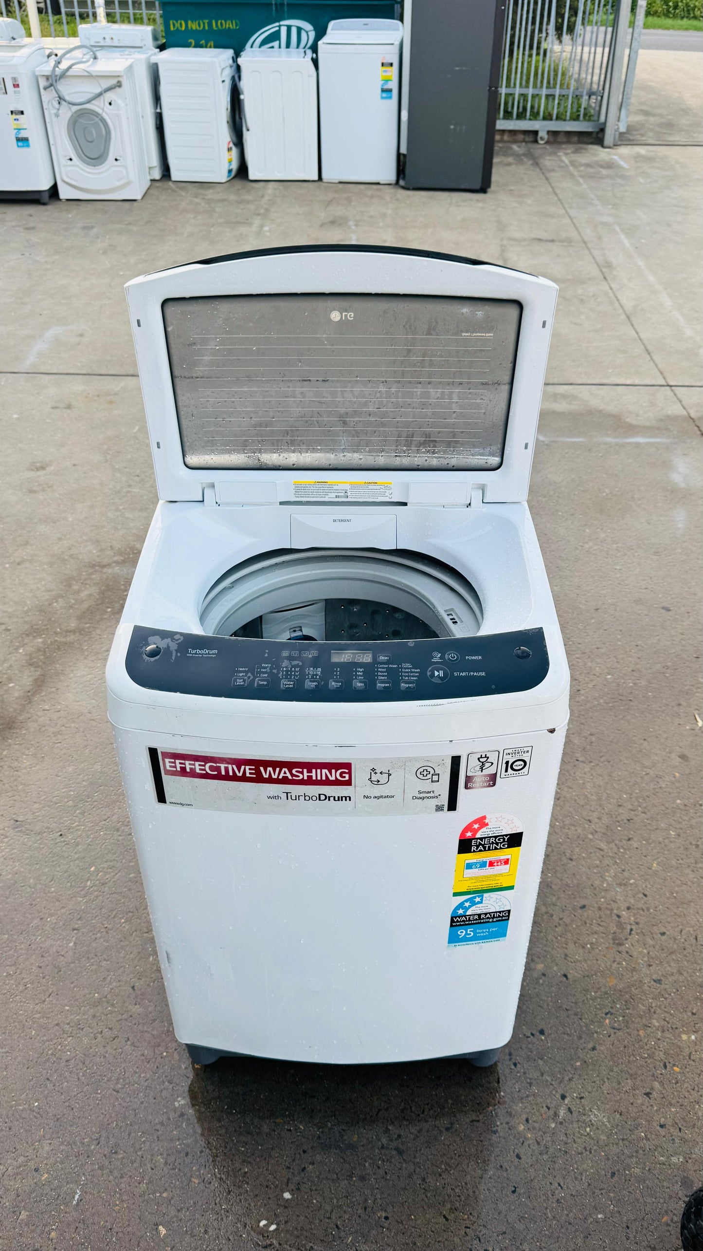 LG 6.5KGS TOP LOADER WASHING MACHINE